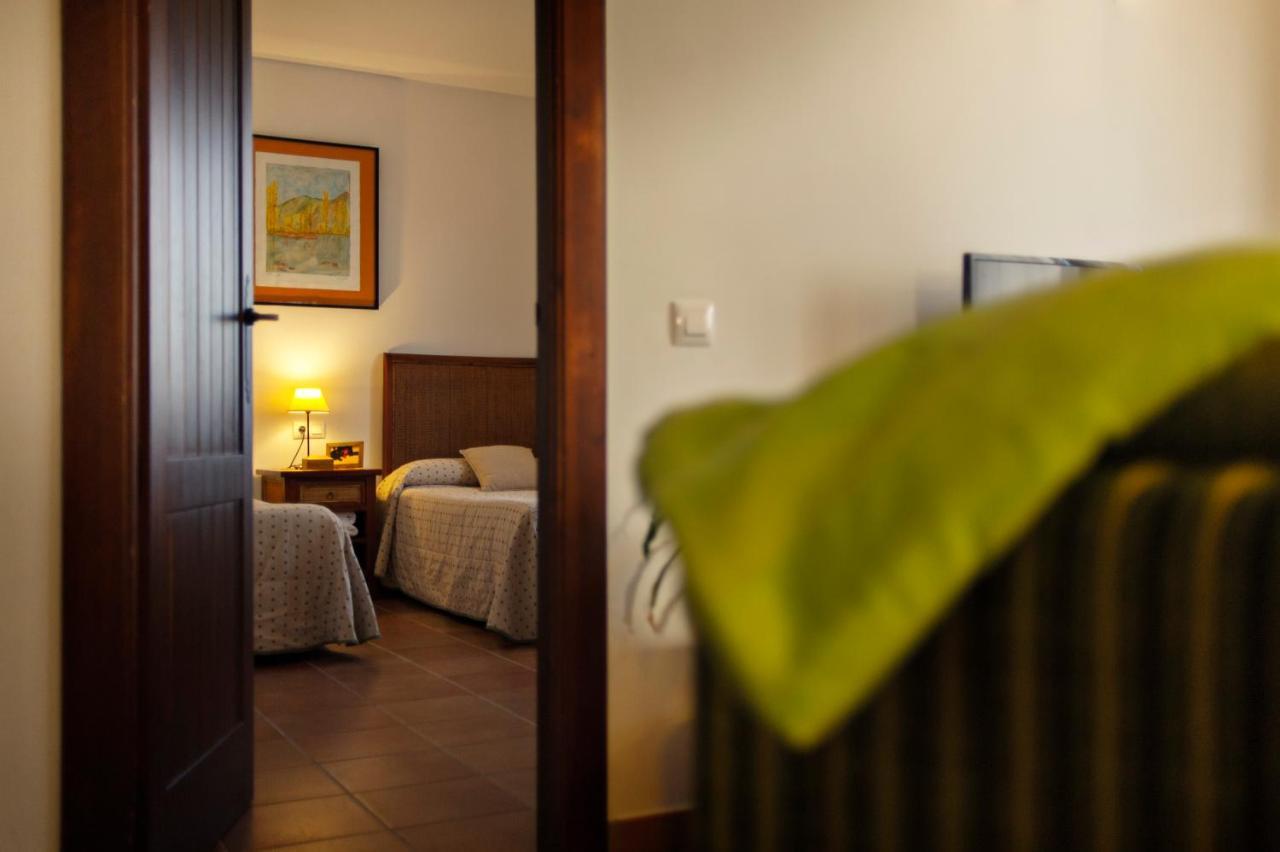 Casa Rural La Loma Nohales ภายนอก รูปภาพ