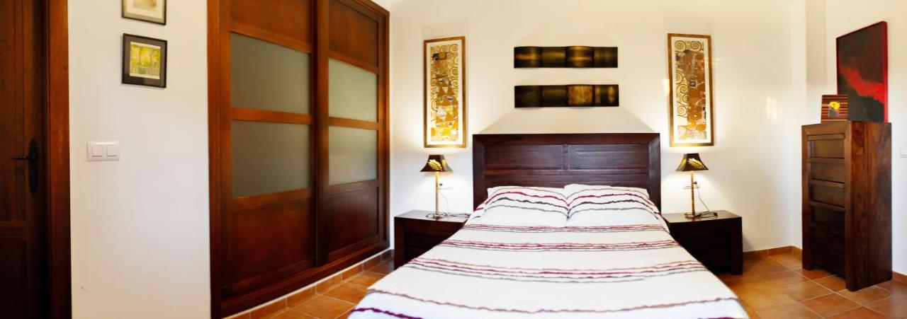 Casa Rural La Loma Nohales ภายนอก รูปภาพ