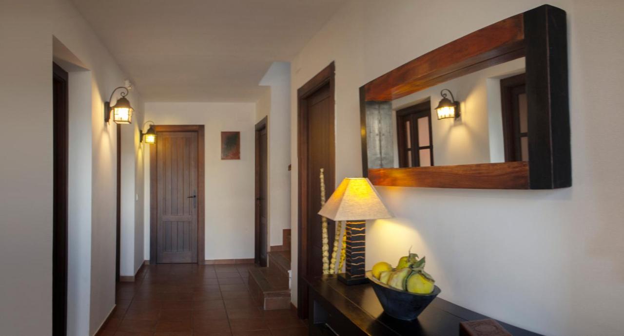 Casa Rural La Loma Nohales ภายนอก รูปภาพ