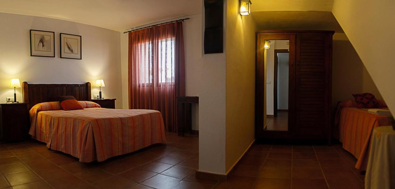 Casa Rural La Loma Nohales ภายนอก รูปภาพ