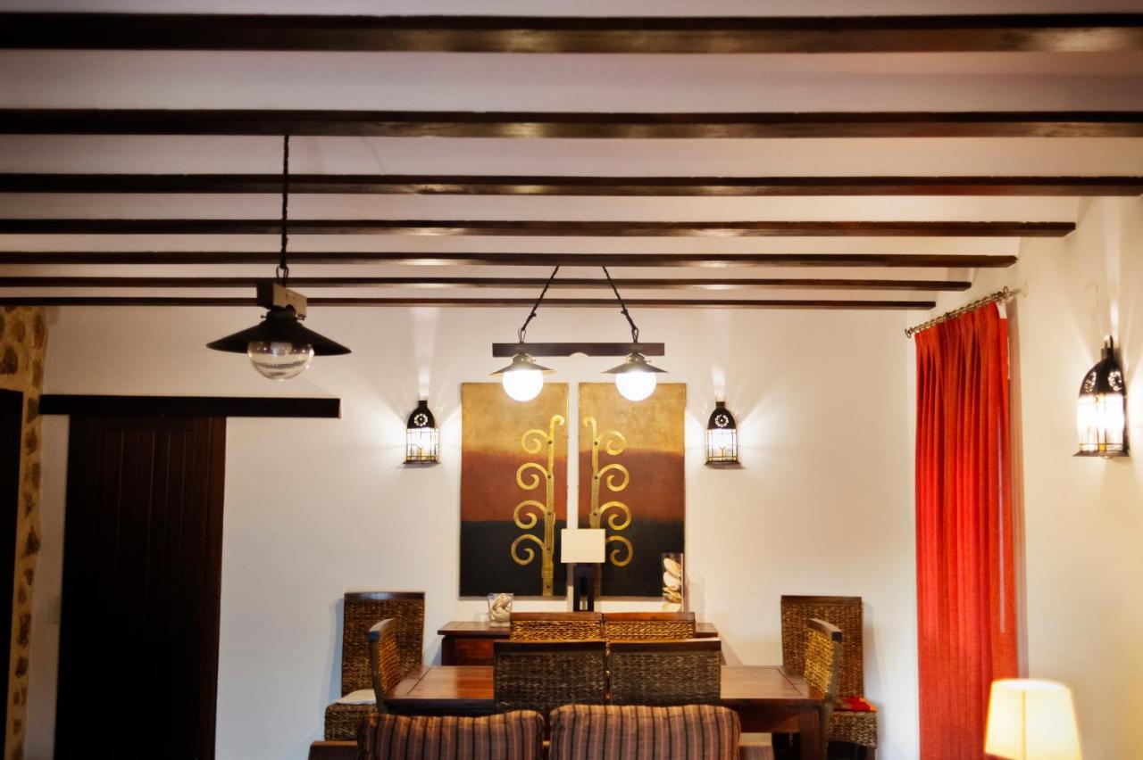 Casa Rural La Loma Nohales ภายนอก รูปภาพ