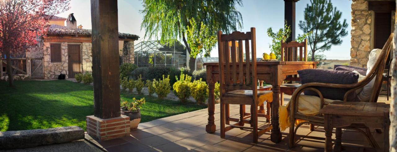 Casa Rural La Loma Nohales ภายนอก รูปภาพ