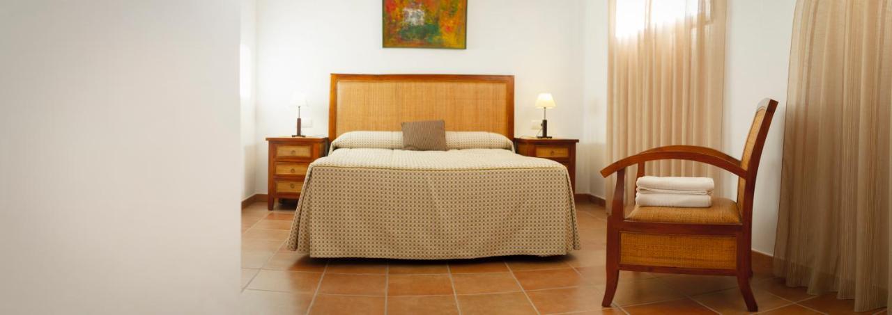 Casa Rural La Loma Nohales ภายนอก รูปภาพ