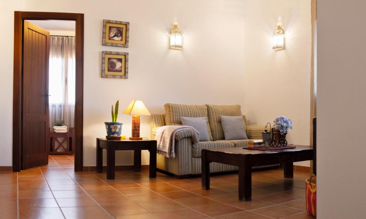 Casa Rural La Loma Nohales ภายนอก รูปภาพ